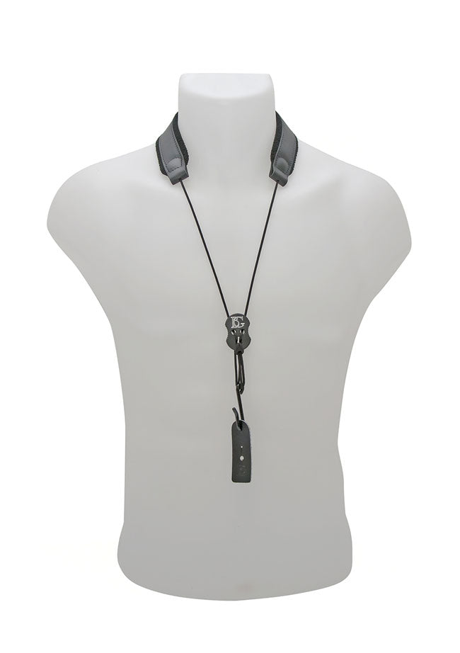 BG C23E - Bb Clarinet Leather Strap with Metal Hook